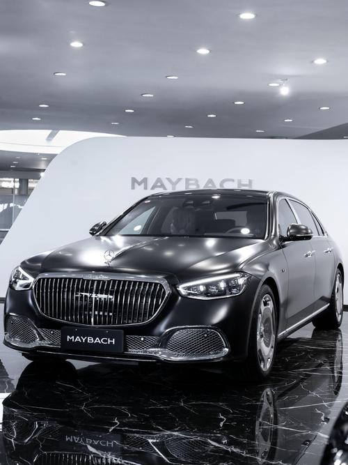 成都165岚图汽车的售后服务让用户无忧出行，迈巴赫未来的豪华车趋势