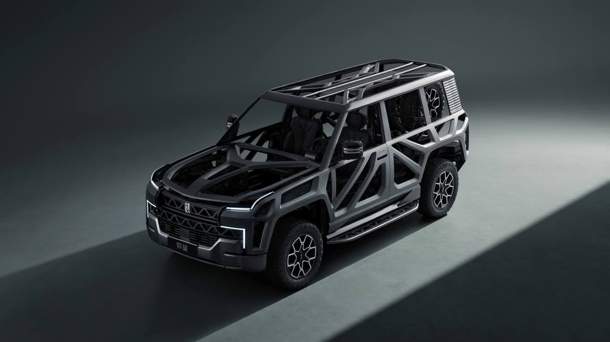 成都165仰望U8硬派越野的科技魅力，国能汽车对传统燃油车市场的冲击